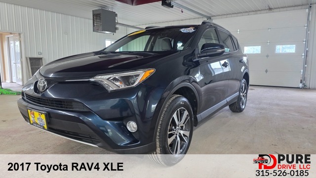 2017 Toyota RAV4 XLE 